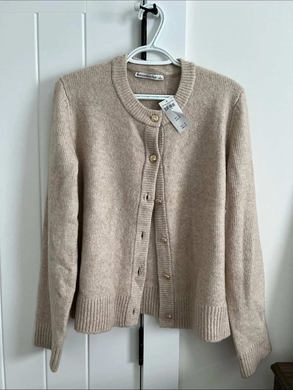 Abercrombie & Fitch Women's Light Beige Round-Neck Button Cardigan